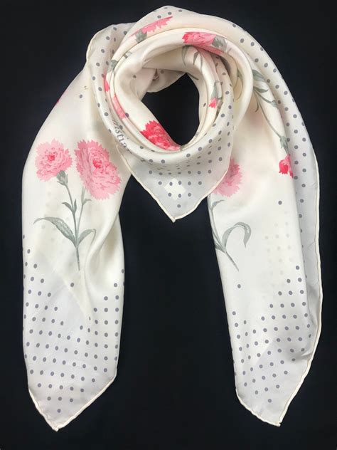 dior scarf for women.